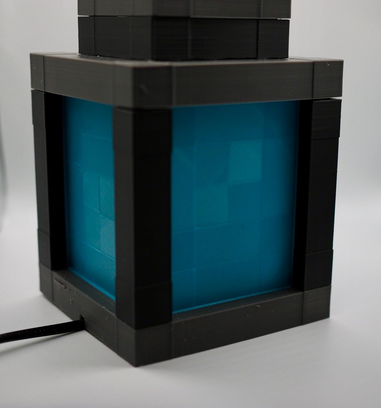 Foggy Layers 3D Printed Minecraft-Inspired Lantern Night Light – Bring a Warm Glow to Your World!