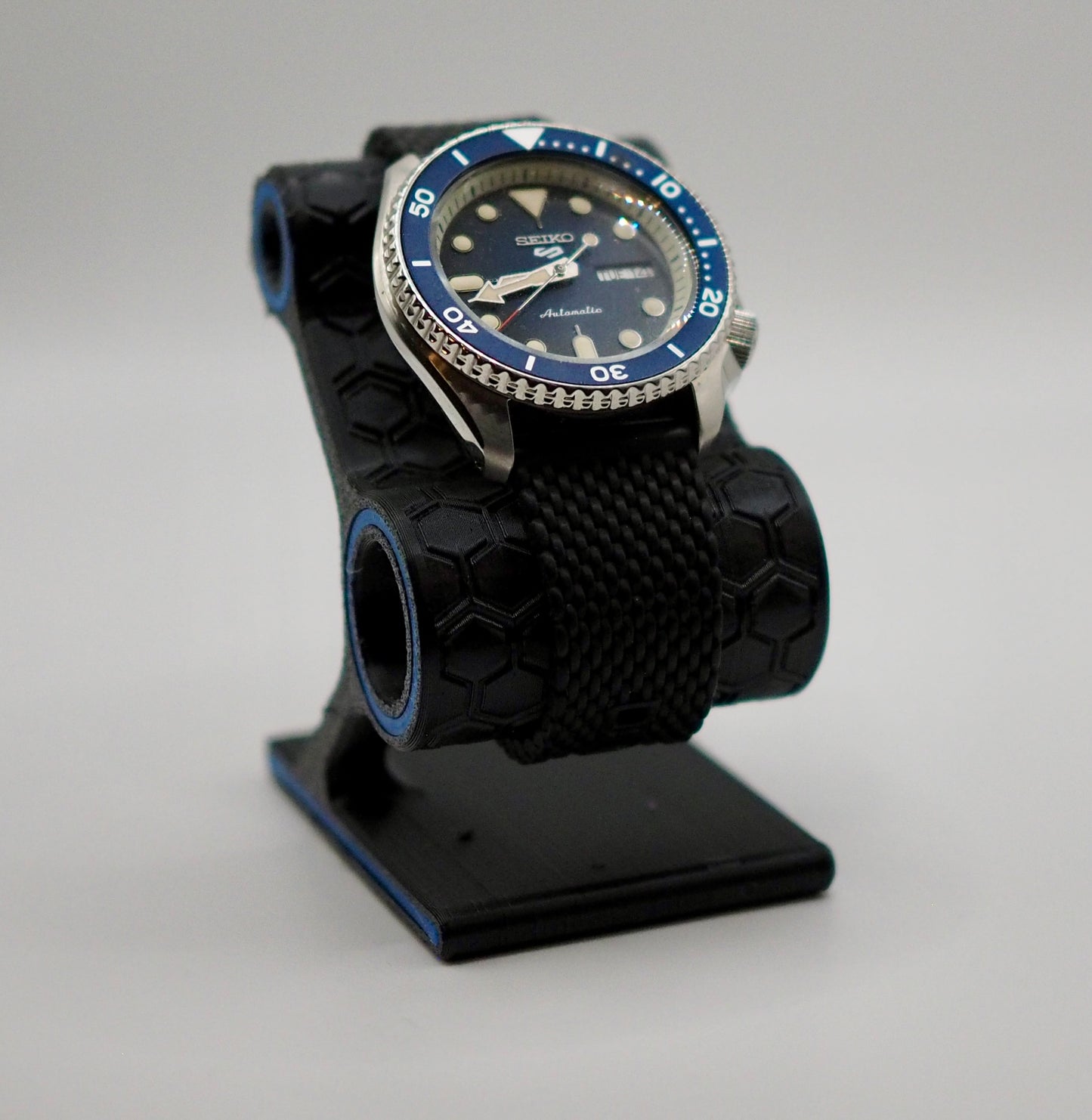 Foggy Layers 3D Printed Watch Stand – Sleek, Modern, and Functional